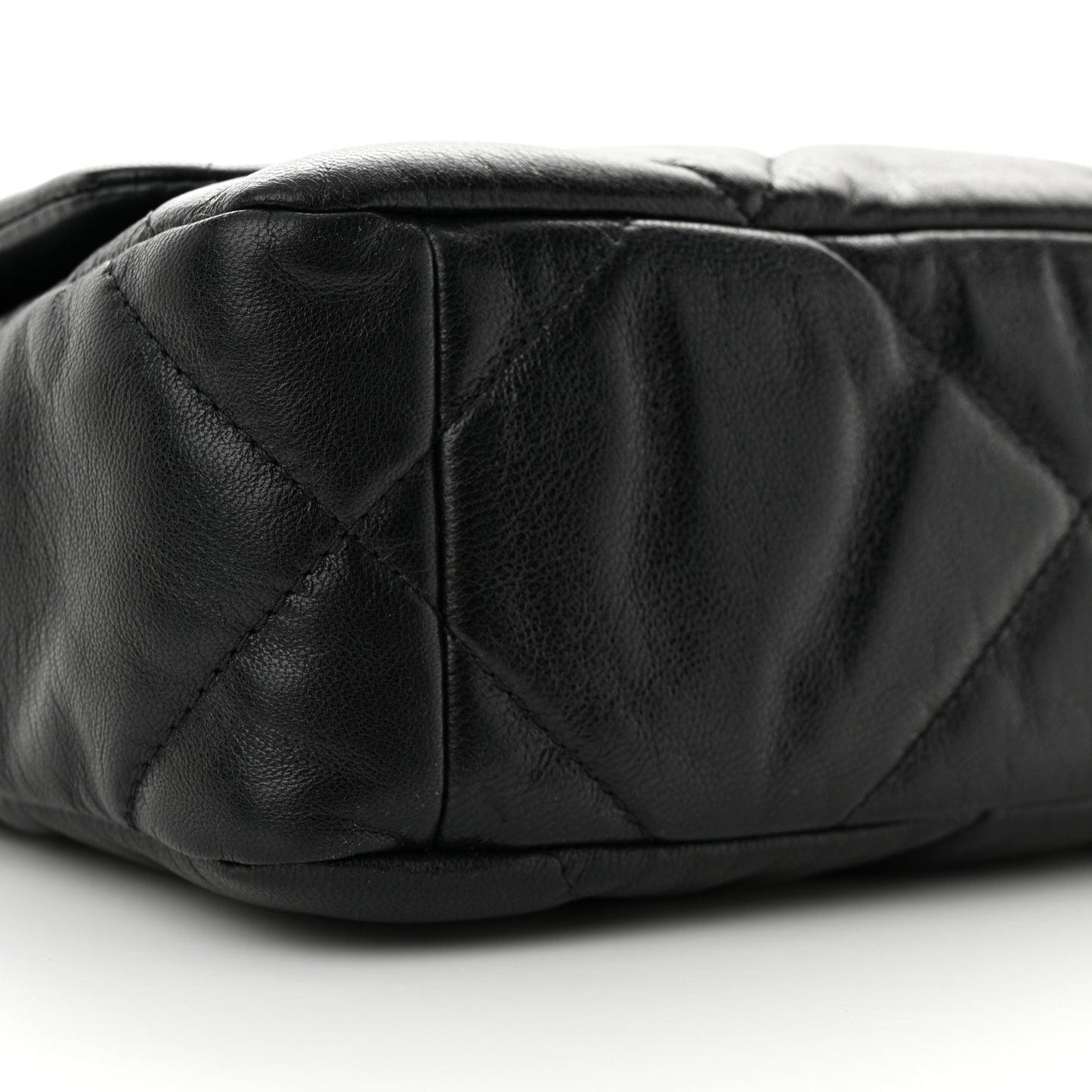 Goatskin Quilted Medium Chanel 19 Flap Black