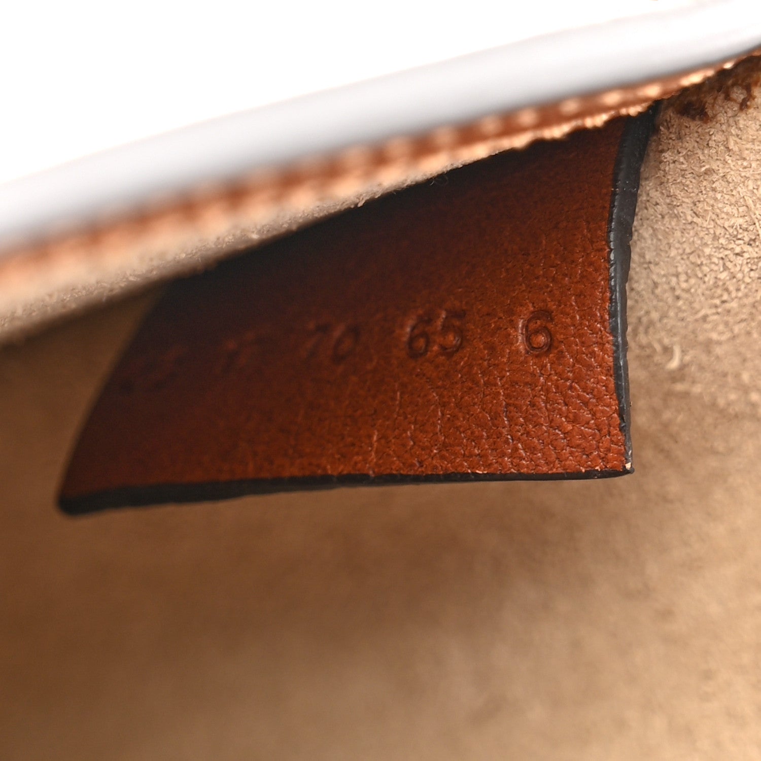Chloe Calfskin Suede Medium Nile Bracelet Bag Caramel 7 of 15