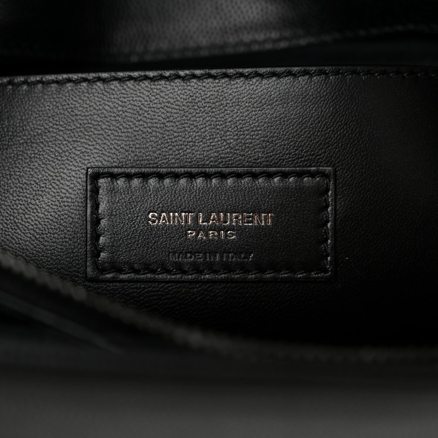 Grain De Poudre Medium West Hollywood Monogram Fold-Over Black