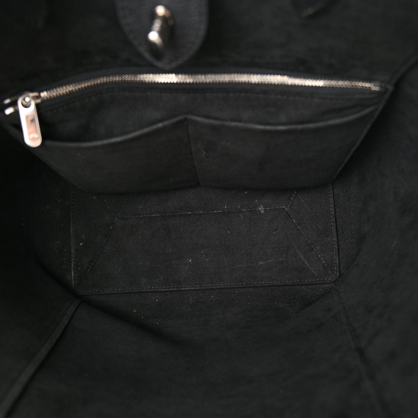 Calfskin Lockme Cabas Black