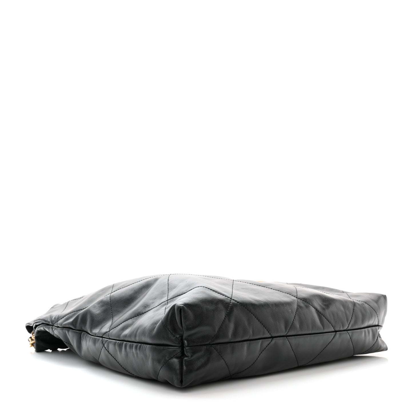 Shiny Calfskin Quilted Chanel 22 Black