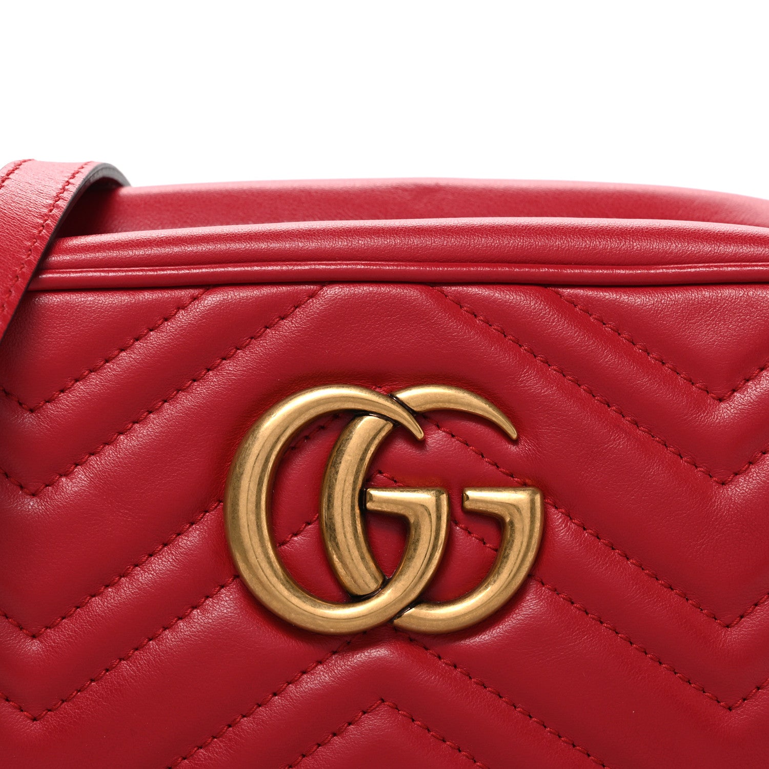 Gucci Calfskin Matelasse Small GG Marmont Chain Shoulder Bag