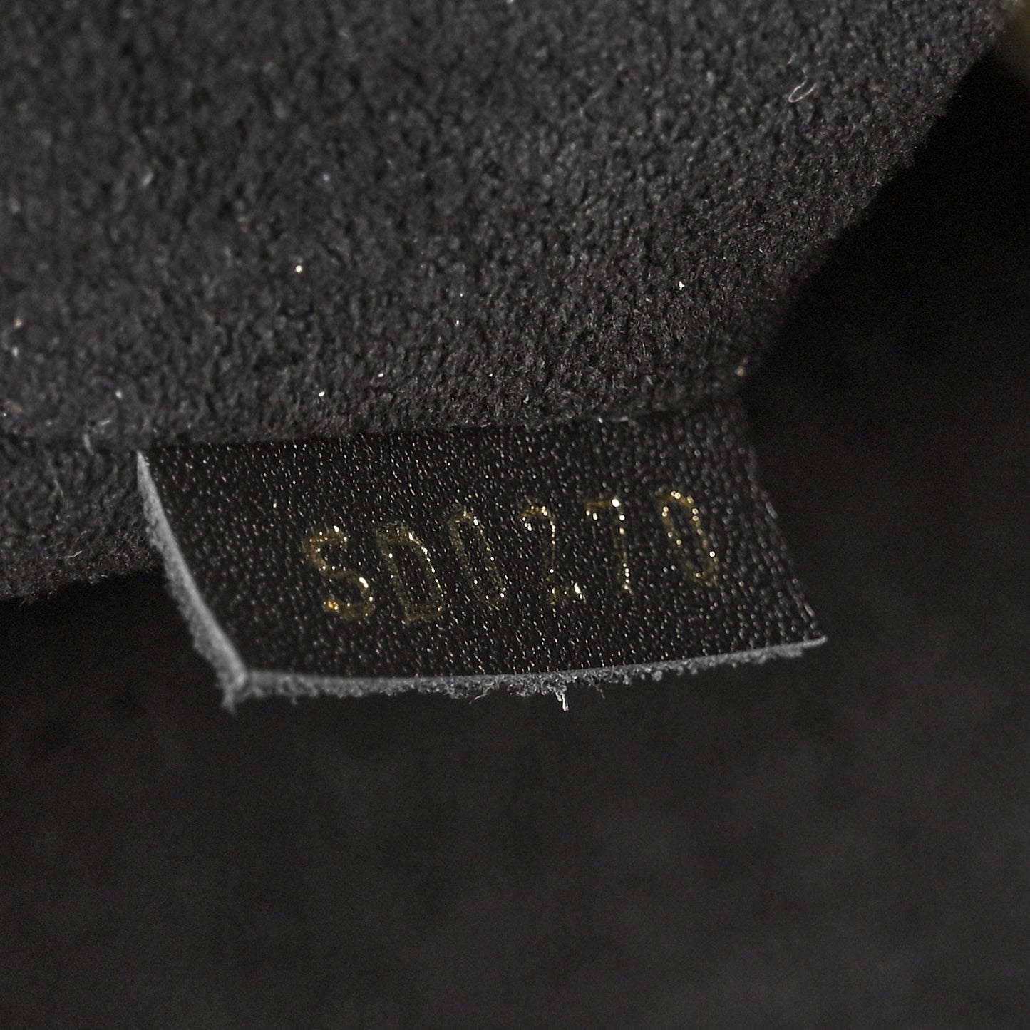 Empreinte V Tote MM Black