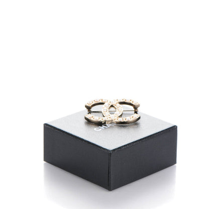 Chanel Pearl Large CC Brooch Gold 5 of 5