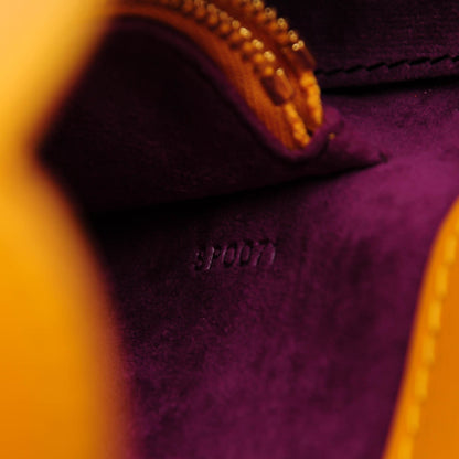Louis Vuitton Epi Buci Tassil 7 of 7