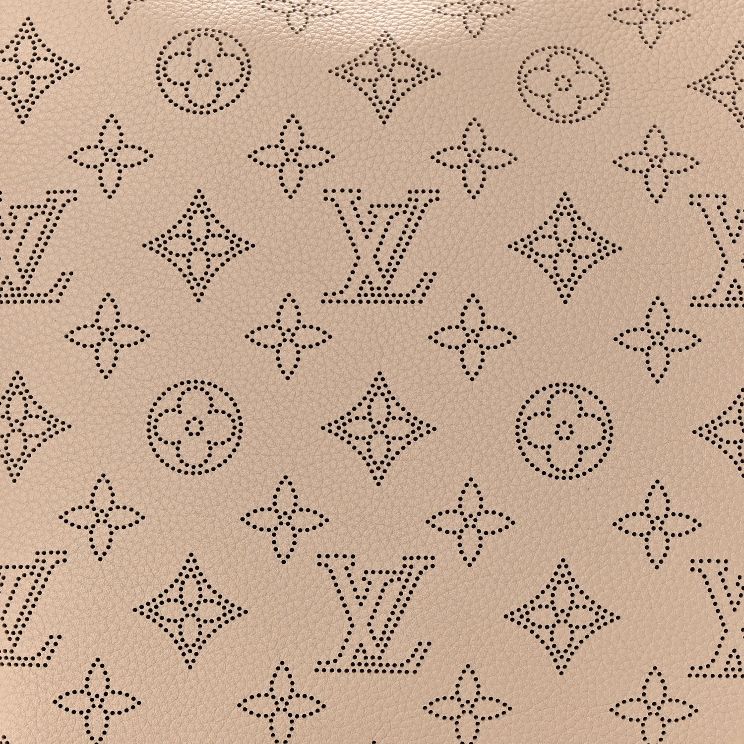 Louis Vuitton Mahina Beaubourg Hobo MM Galet 8 of 10