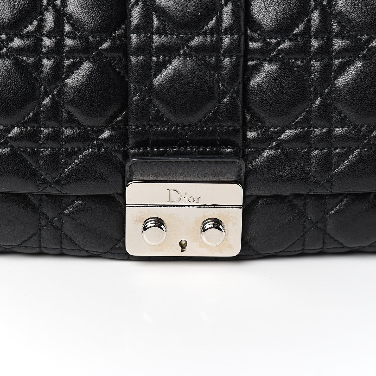 Lambskin Cannage Large New Lock Flap Black