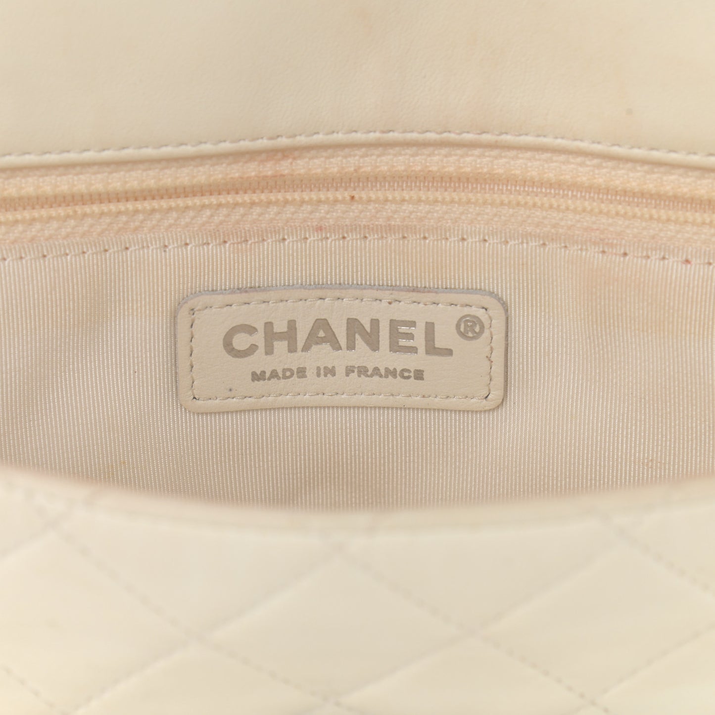Lambskin Quilted Small Hula Hoop Flap Ivory