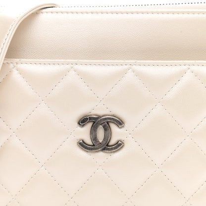 Chanel Lambskin Quilted Clutch With Chain White 9 of 11