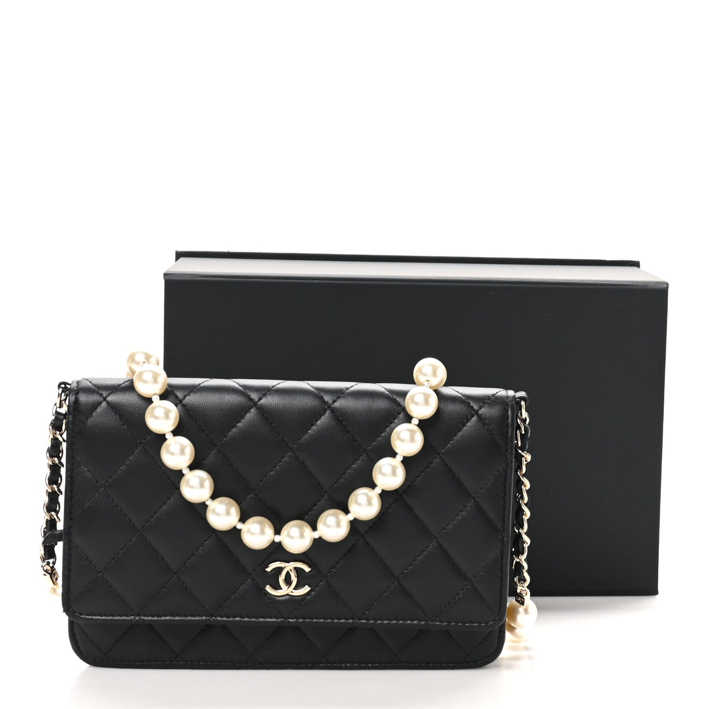 Lambskin Quilted Pearl Wallet On Chain WOC Black