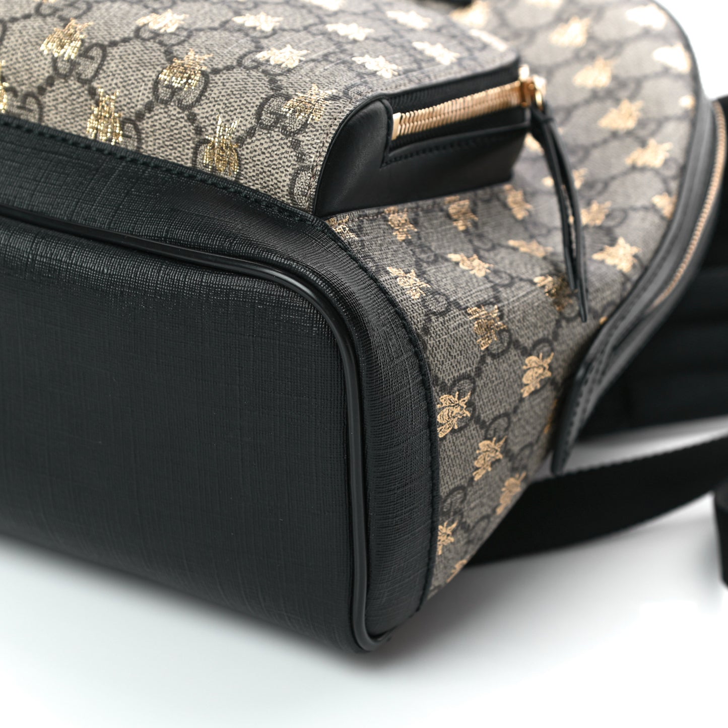 GG Supreme Monogram Bees Print Small Day Backpack Beige Oro Black