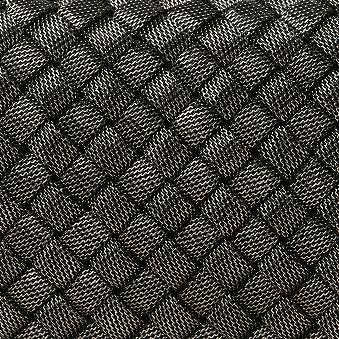 Metal Intrecciato Mesh Woven Knot Clutch Argento