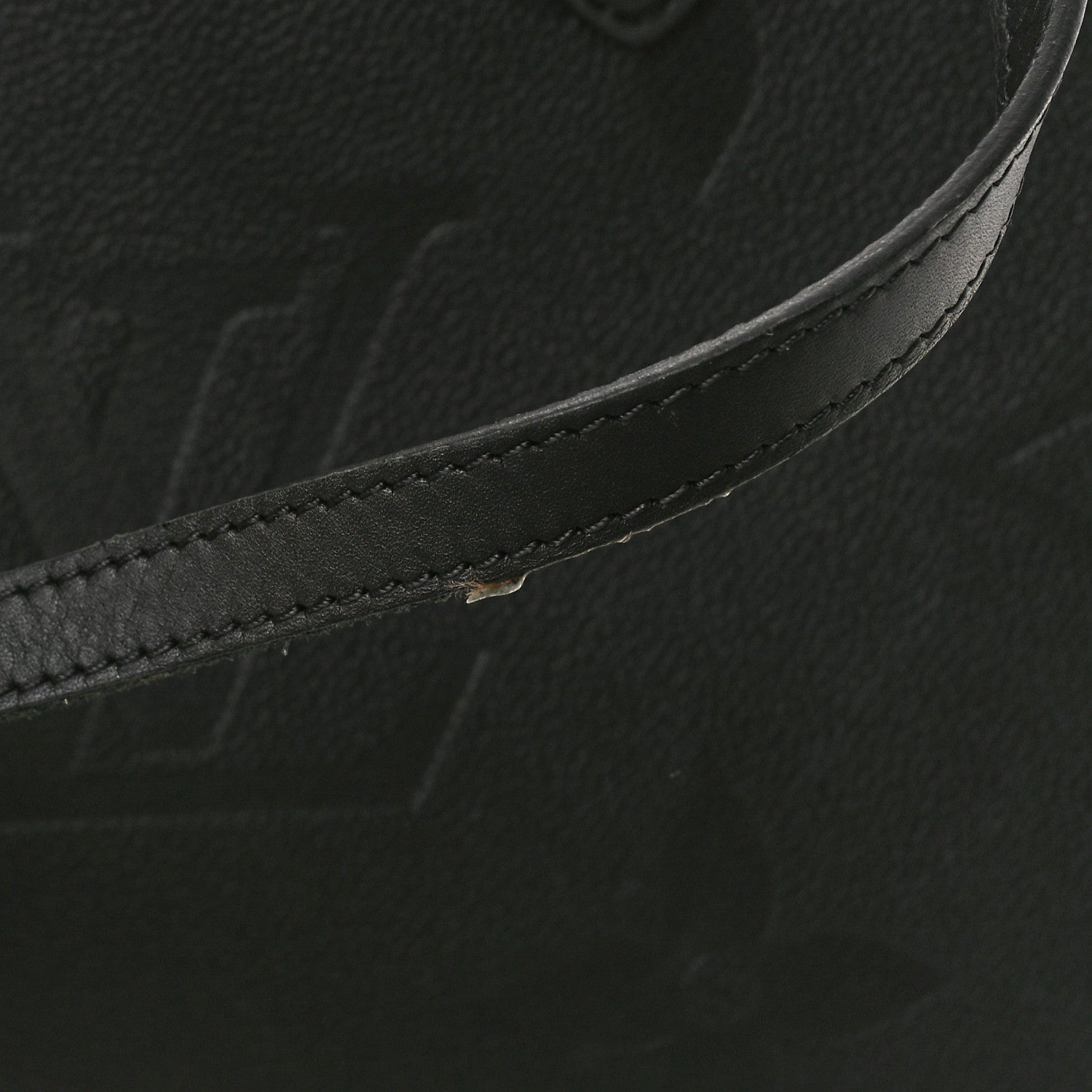 Louis Vuitton Empreinte Monogram Giant Onthego MM Black 9 of 16