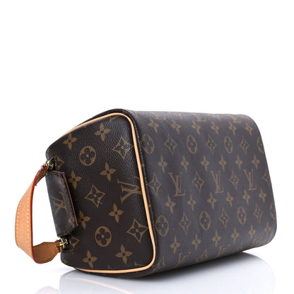 Louis Vuitton Monogram Dopp Kit Toilet Pouch 4 of 13