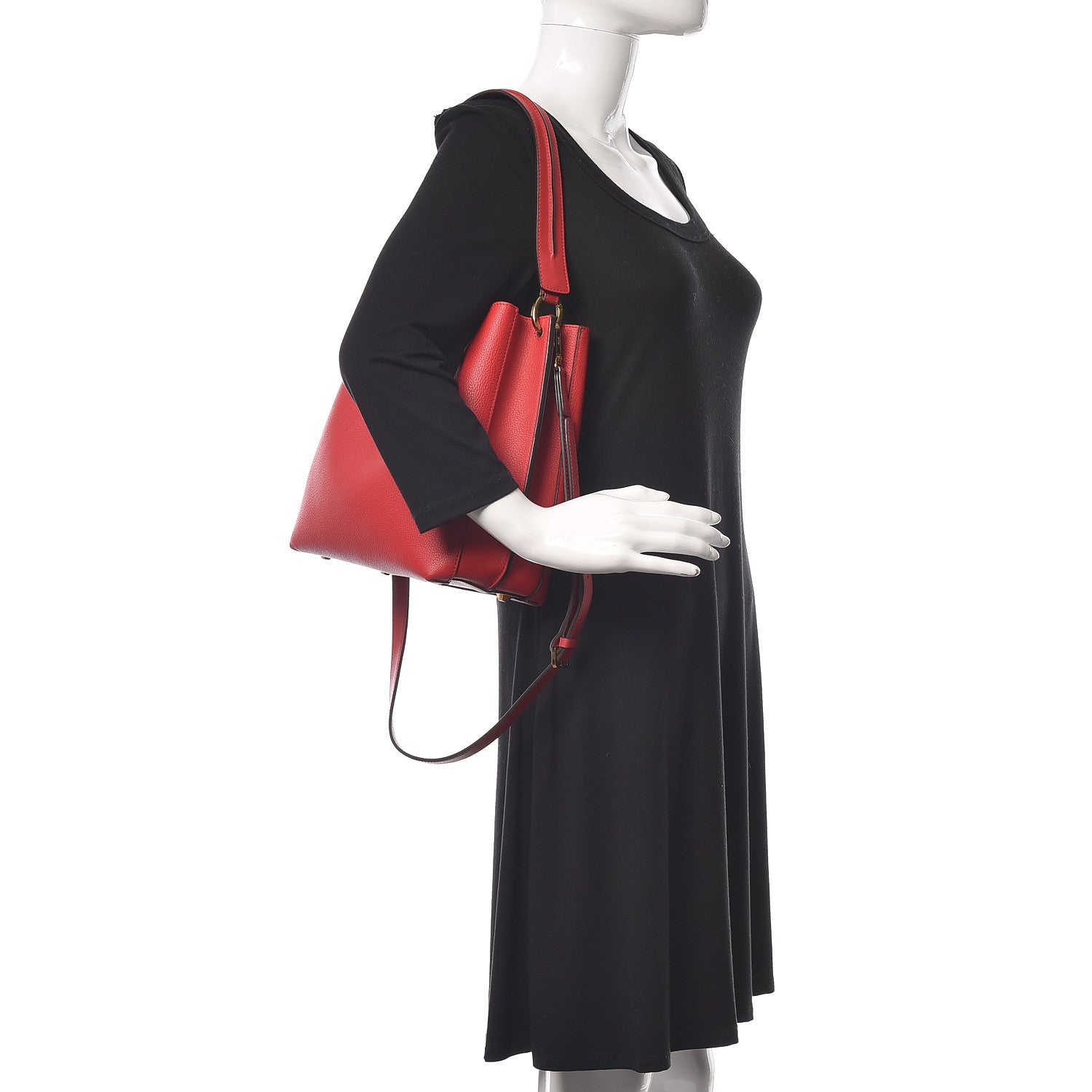 MCM Grained Calfskin Medium Milla Hobo Ruby Red 2 of 11