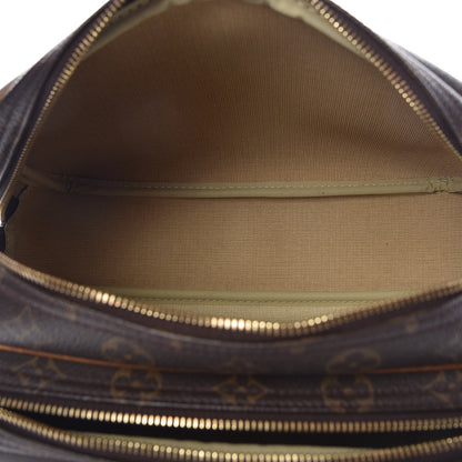 Louis Vuitton Monogram Reporter PM 6 of 18