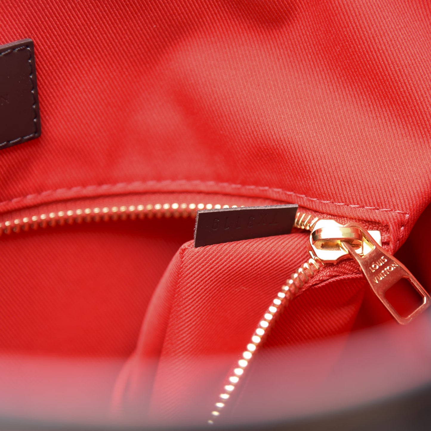 Damier Ebene Graceful PM