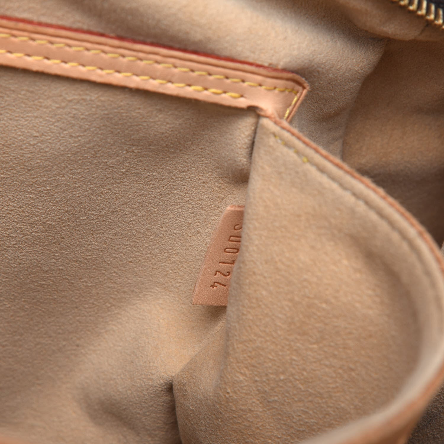 Louis Vuitton Monogram Retiro PM 8 of 23