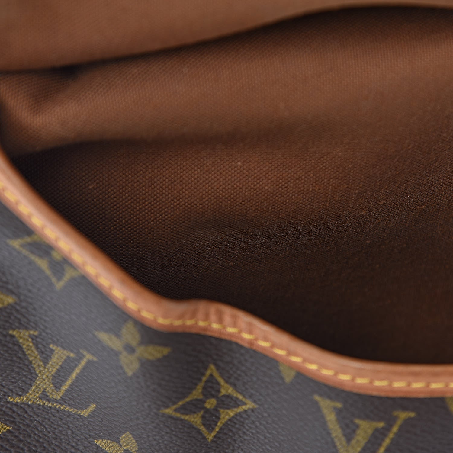 Louis Vuitton Monogram Saumur 30 11 of 17
