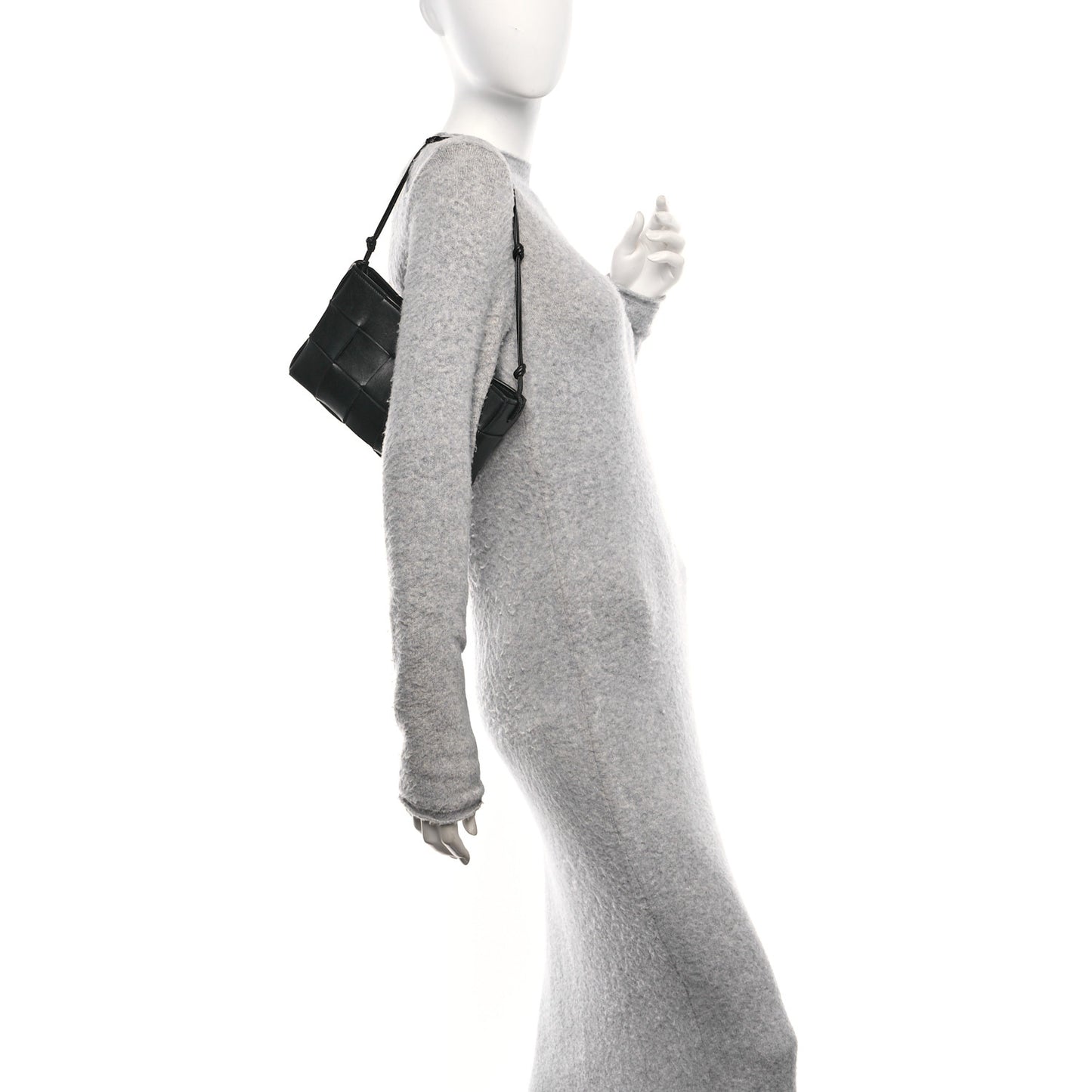 Calfskin Maxi Intrecciato Cassette Pouch On Strap Black