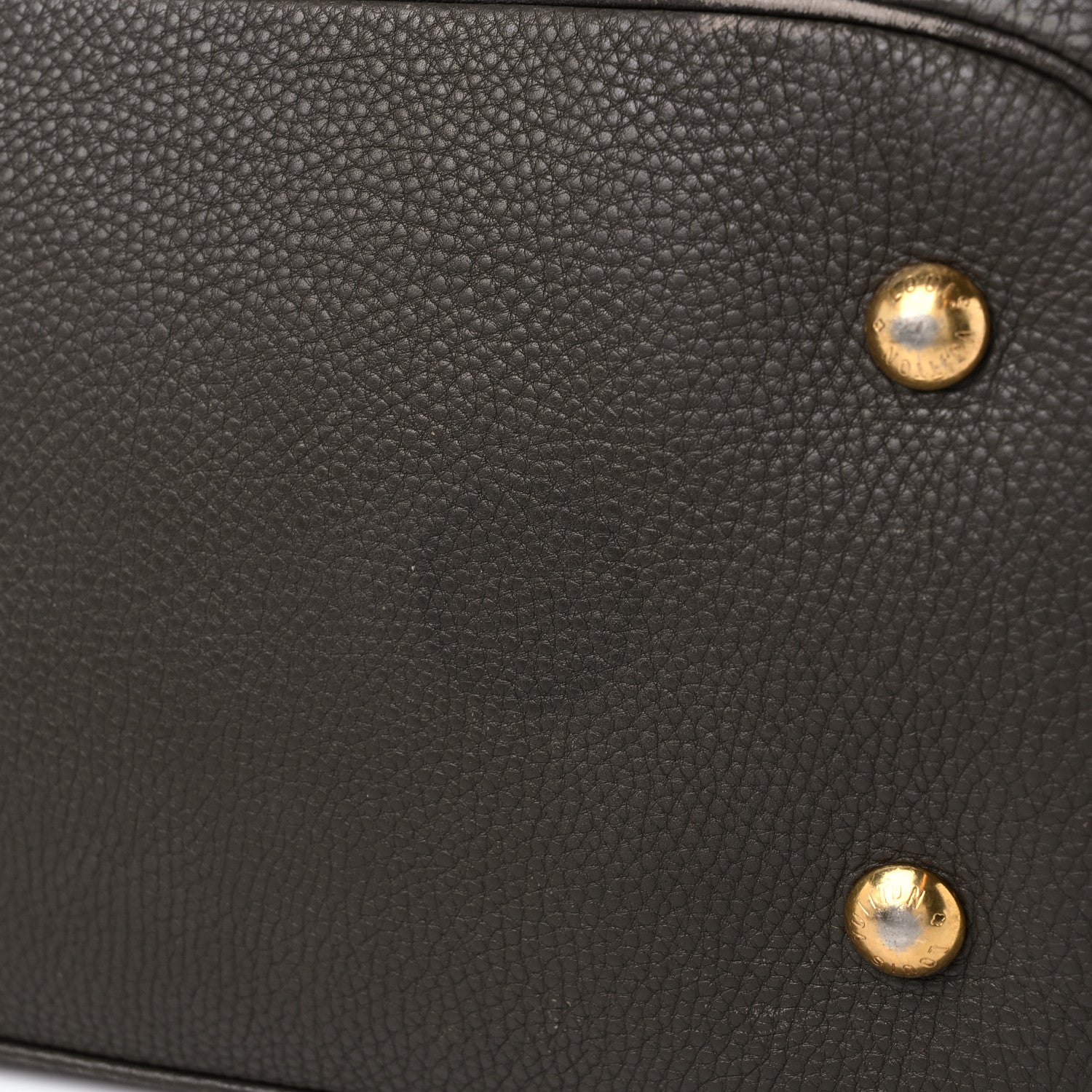 Louis Vuitton Mahina L Elephant Gris 12 of 16