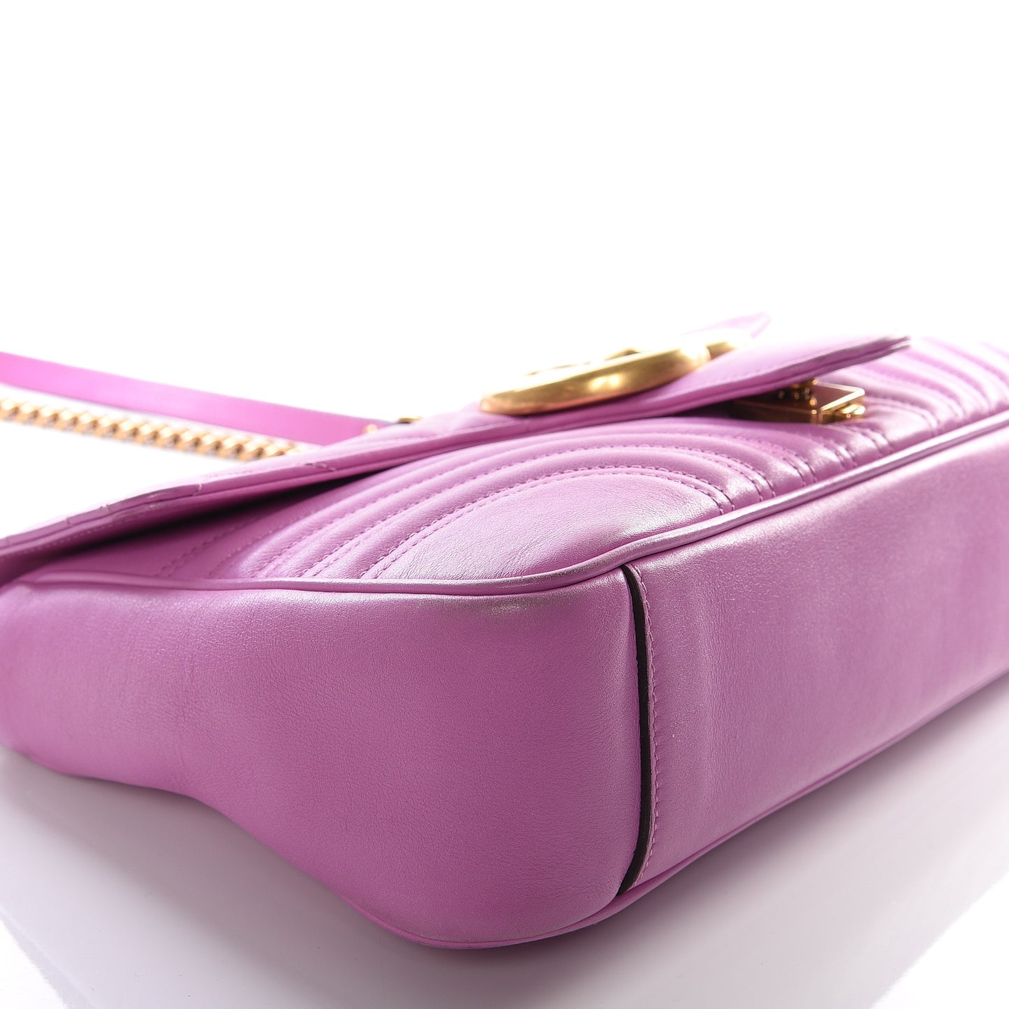 Calfskin Matelasse Medium GG Marmont Shoulder Bag Candy Mousse