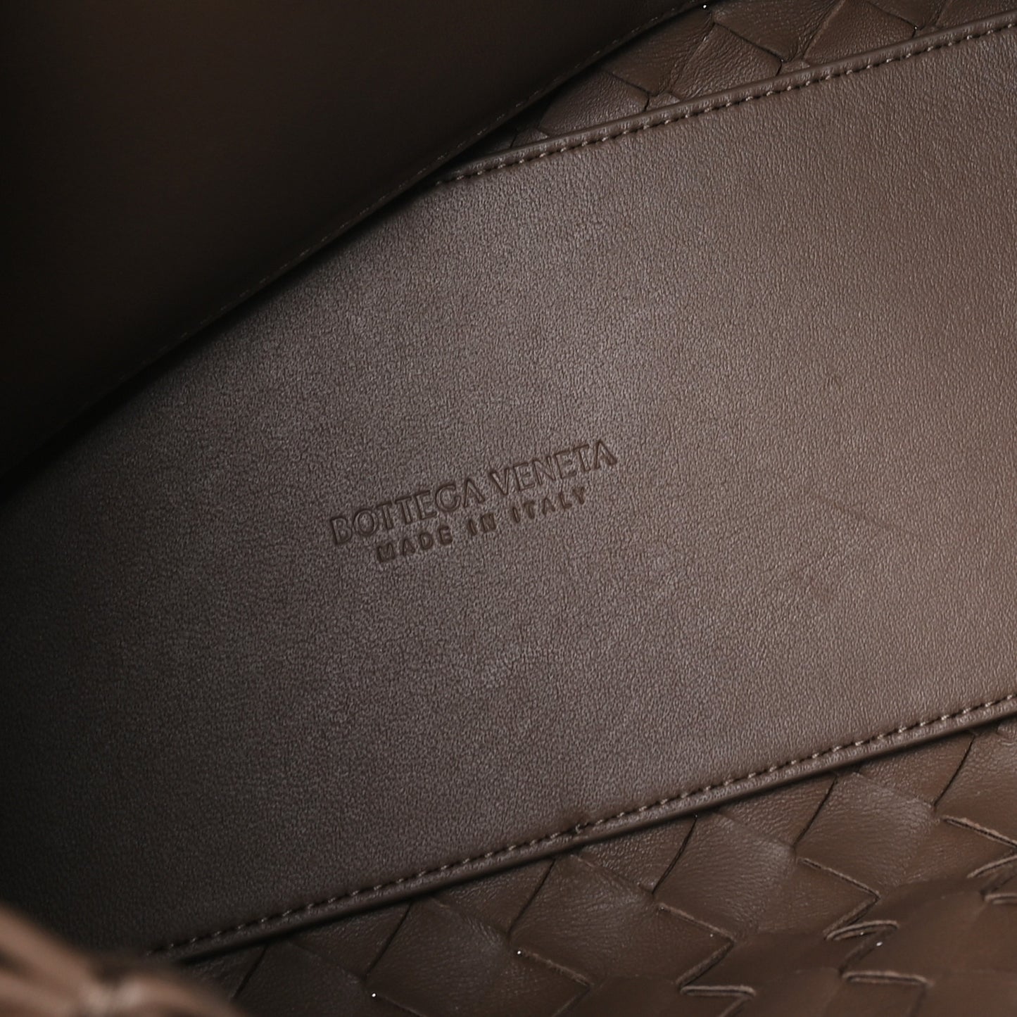 Nappa Intrecciato Medium Andiamo Shoulder Bag Taupe Grey