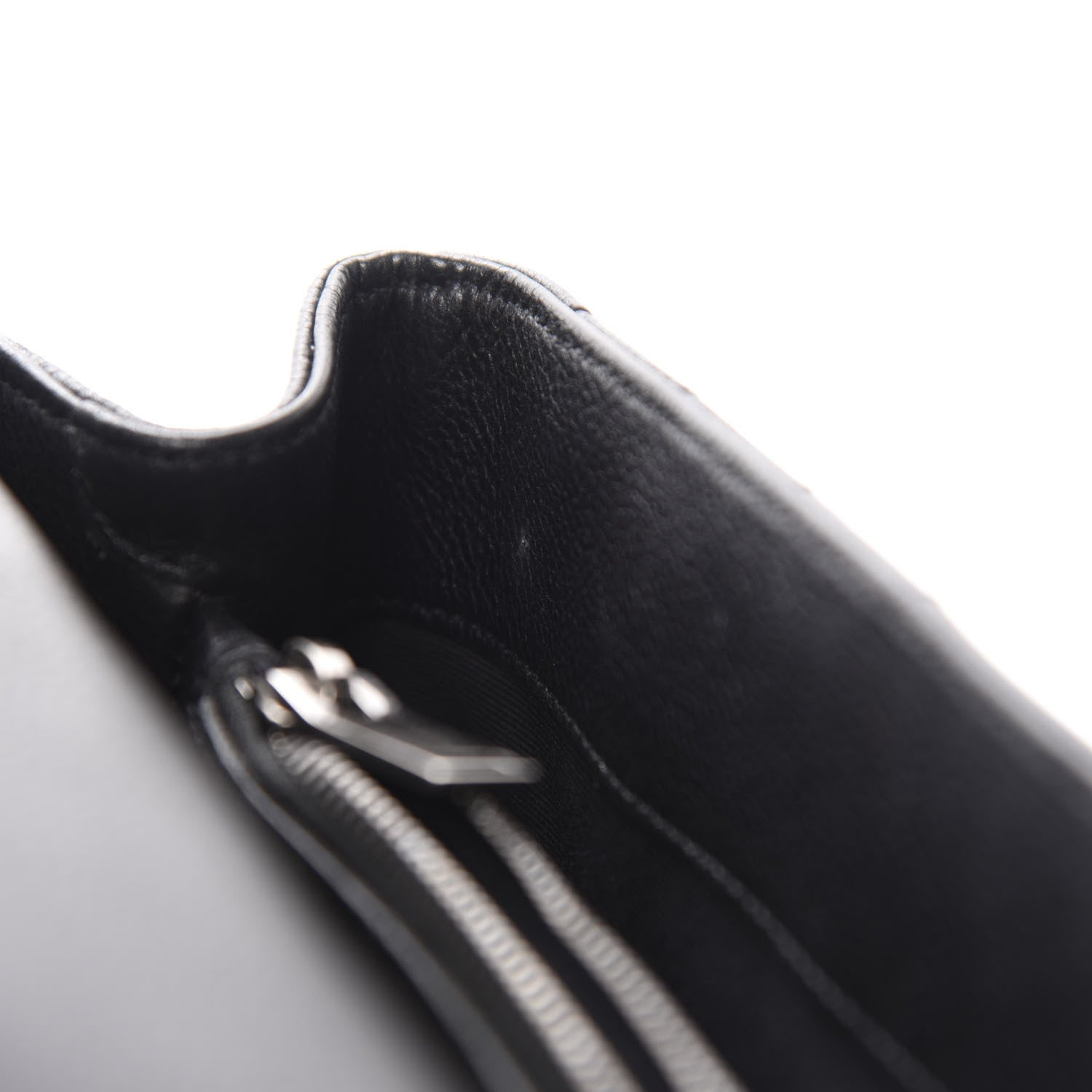 Saint Laurent Sheepskin Matelasse Chevron Monogram Medium College Bag Black 16 of 18