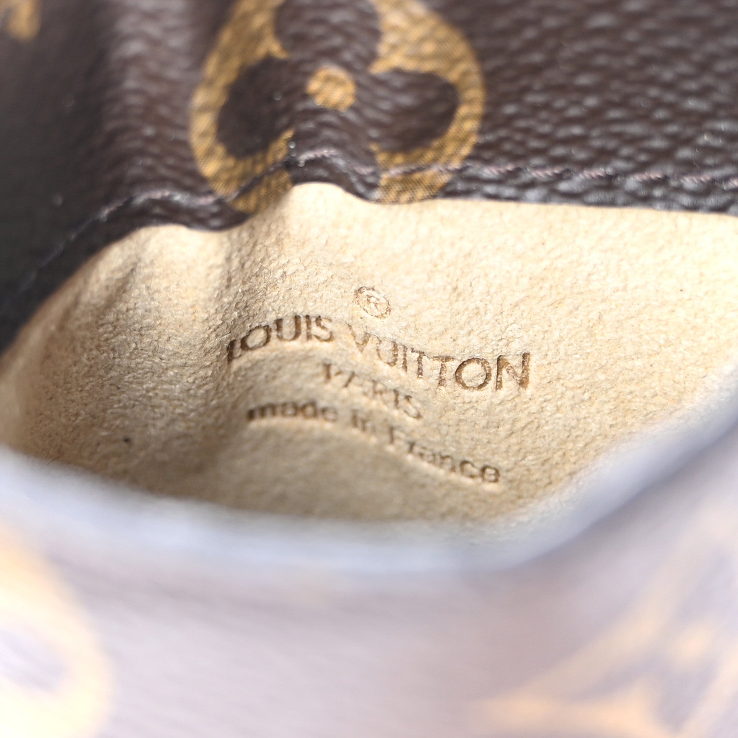Louis Vuitton Monogram Sunglasses Case MM 6 of 9