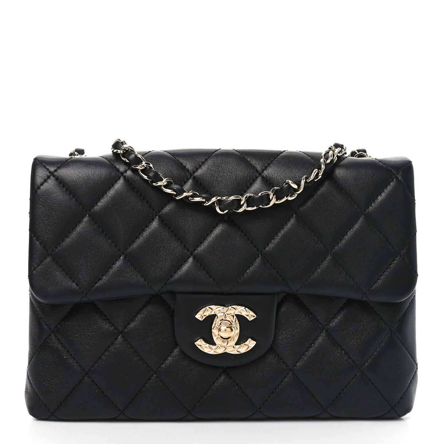Lambskin Quilted CC Pocket Clutch With Chain Black