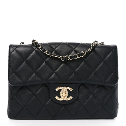 Chanel Lambskin Quilted CC Pocket Clutch With Chain Black 1 of 10