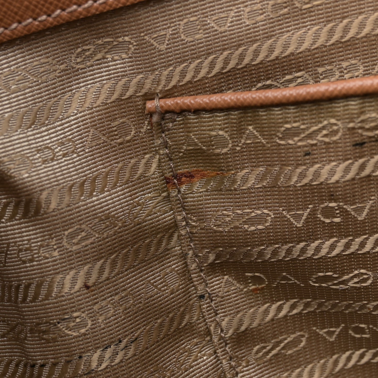 Saffiano Extra Large Galleria Double Zip Tote Caramel