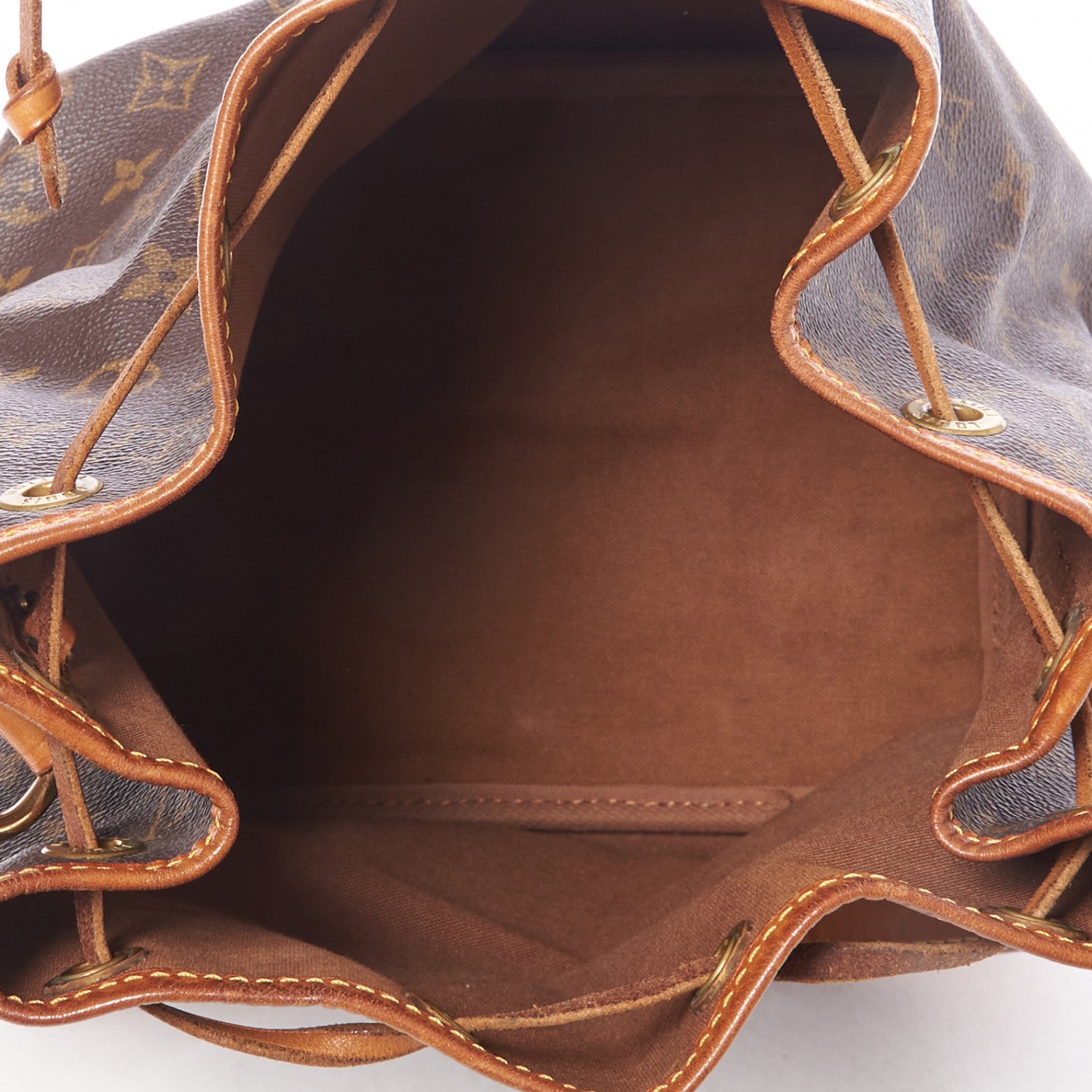 Louis Vuitton Monogram Petit Noe 6 of 8