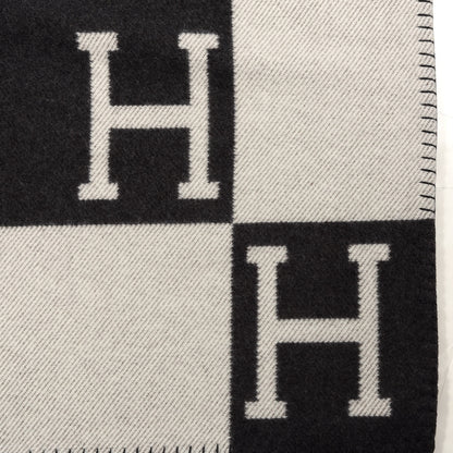 Hermes Wool Cashmere Avalon Blanket Ecru Gris Fonce 2 of 3