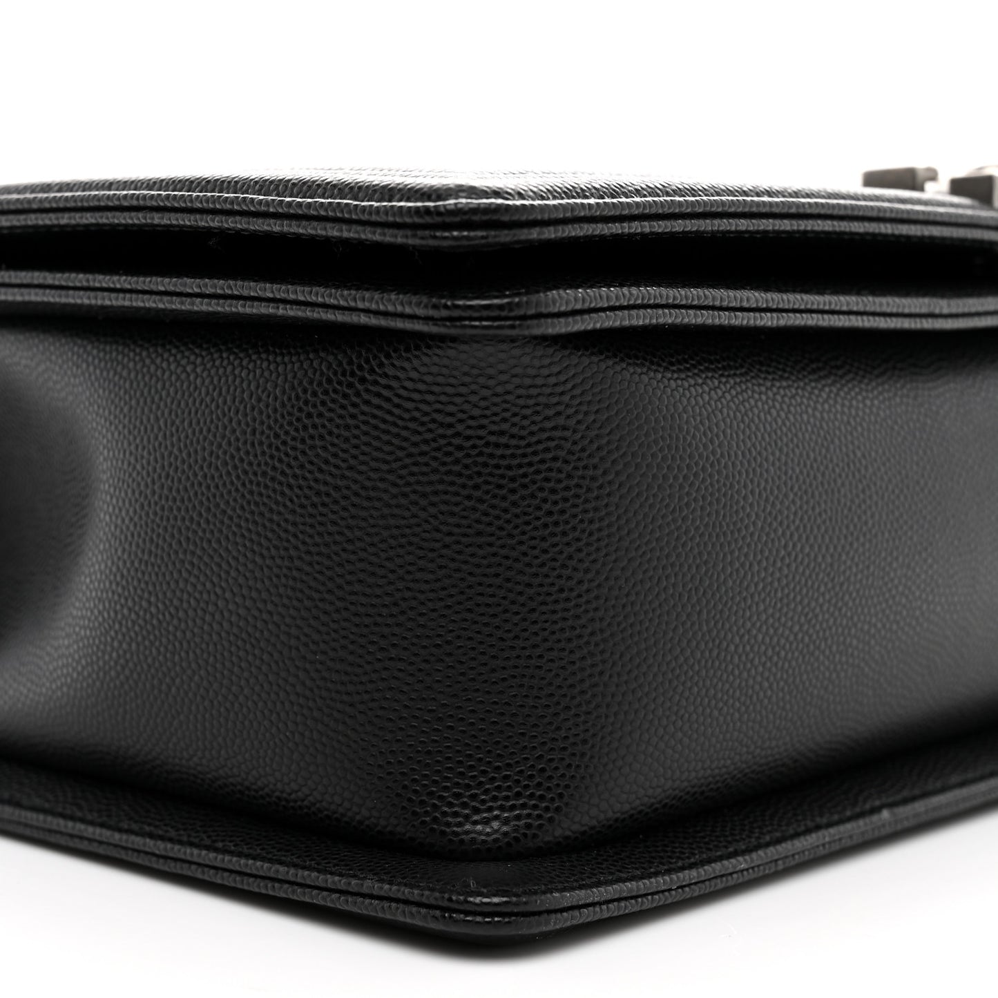 Caviar Quilted New Medium Boy Flap Black