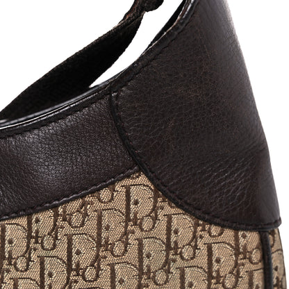 Christian Dior Monogram Hobo Brown 29 of 34