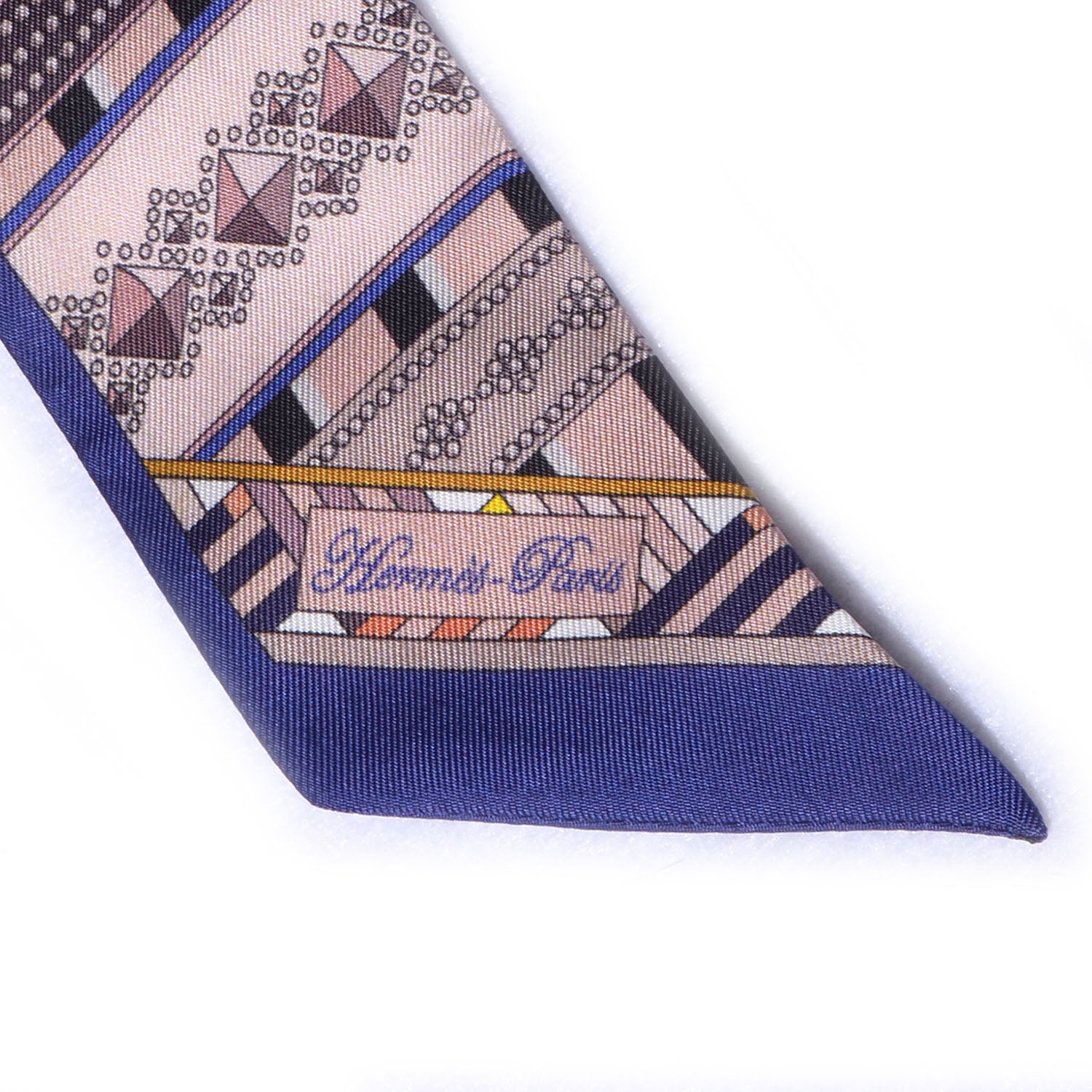Hermes Silk Colliers De Chiens Twilly 2 of 4