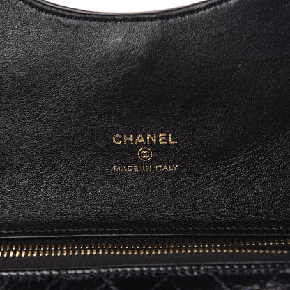 Chanel Shiny Crumpled Calfskin Small 31 Pouch Black 6 of 8