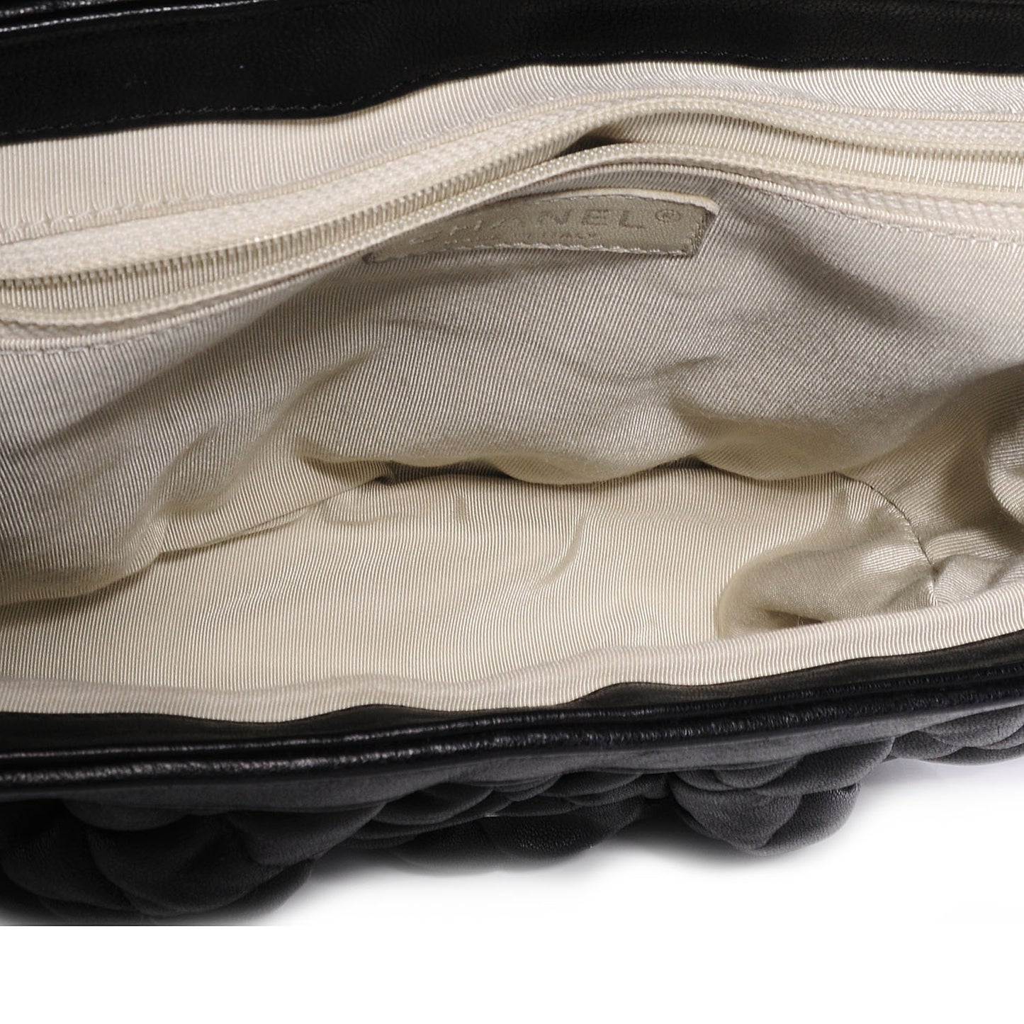 Washed Lambskin Chain Around Medium Messenger Black