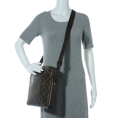 Louis Vuitton Monogram Trotteur Beaubourg 2 of 7
