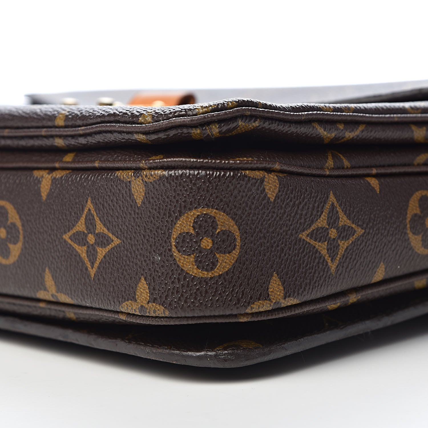 Louis Vuitton Monogram Pochette Metis 12 of 13