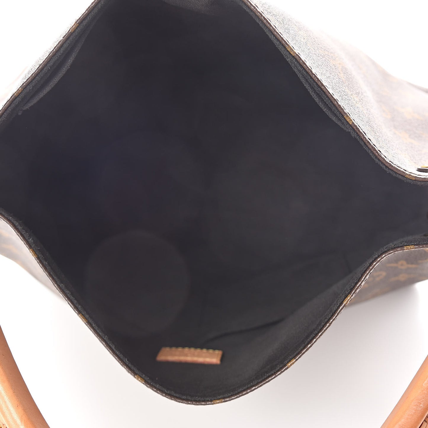 Monogram Gaia Black
