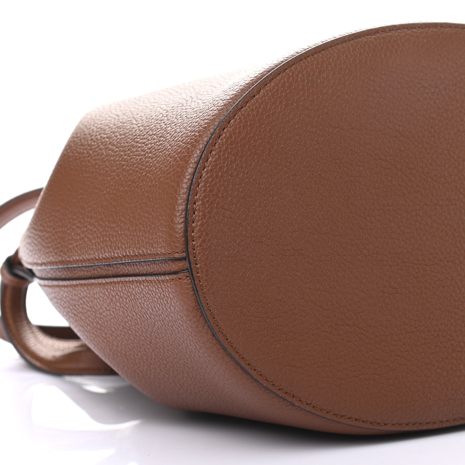 Mulberry Small Classic Grain Calfskin Small Abbey Bucket Bag Oak 6 of 7