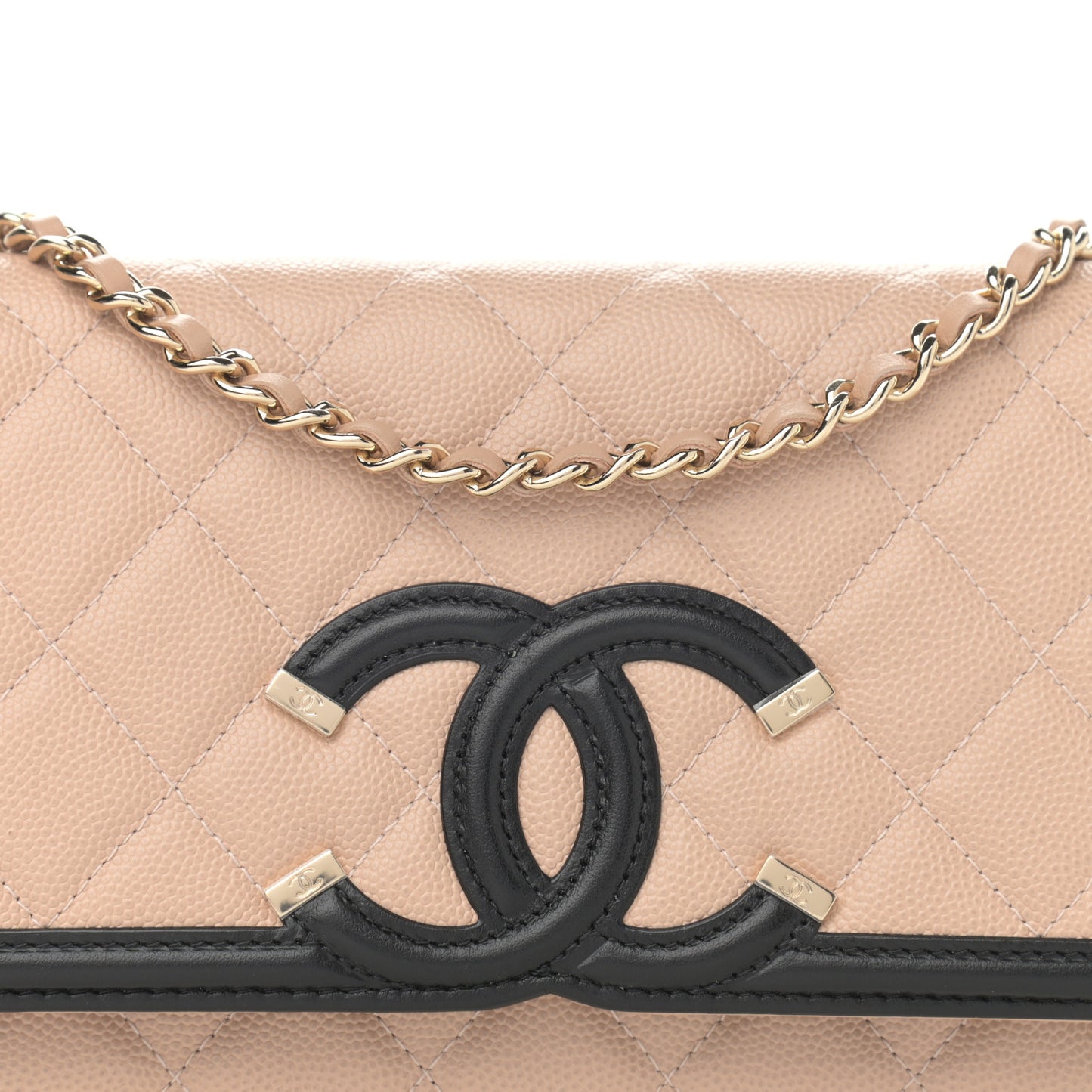 Caviar Quilted CC Filigree Wallet On Chain WOC Beige Black