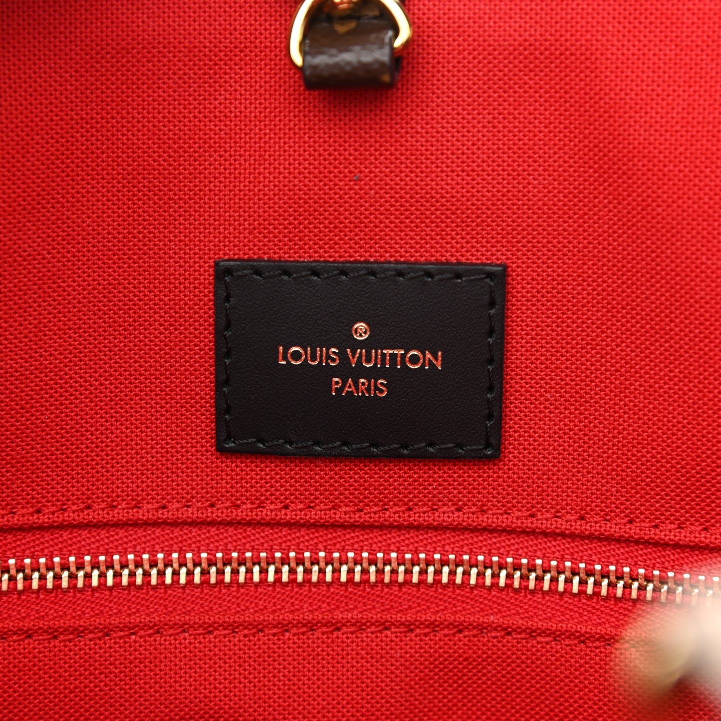 Reverse Monogram Giant Onthego MM