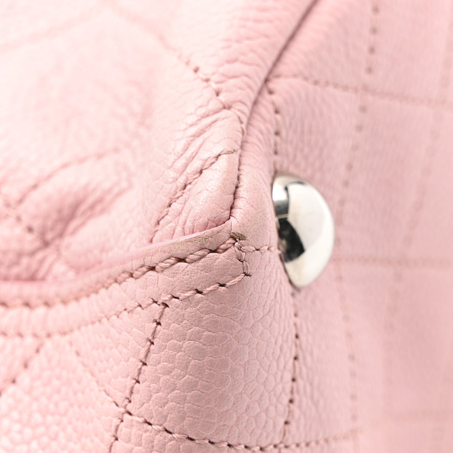 Caviar Stitched Medium CC Pocket Hobo Pink