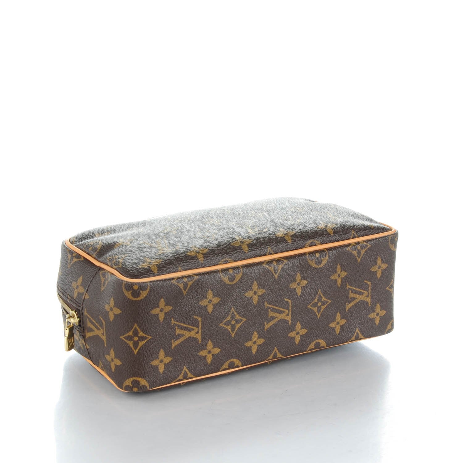 Louis Vuitton Monogram Toiletry Bag 25 4 of 7