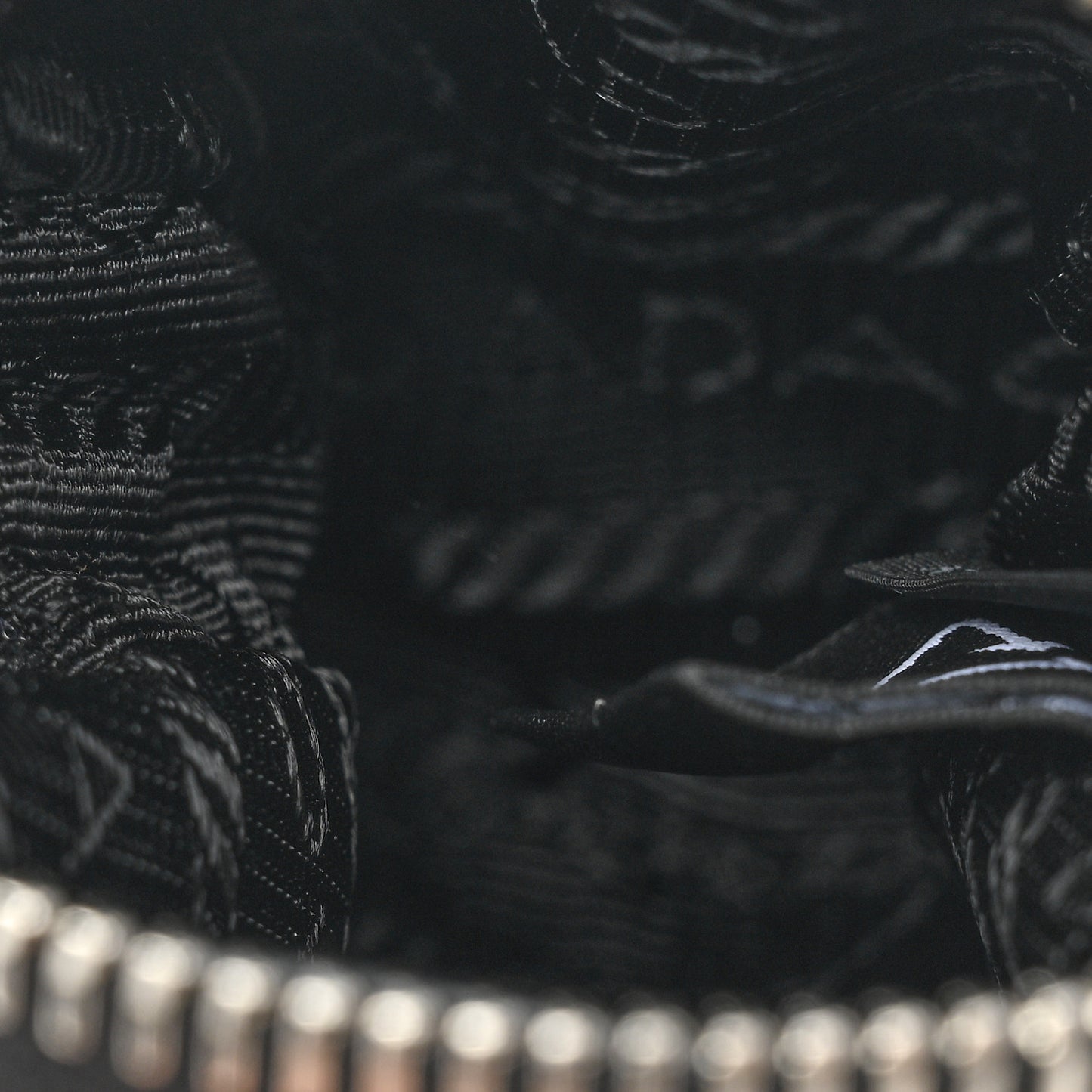 Nylon Re-Edition 2005 Shoulder Bag Black