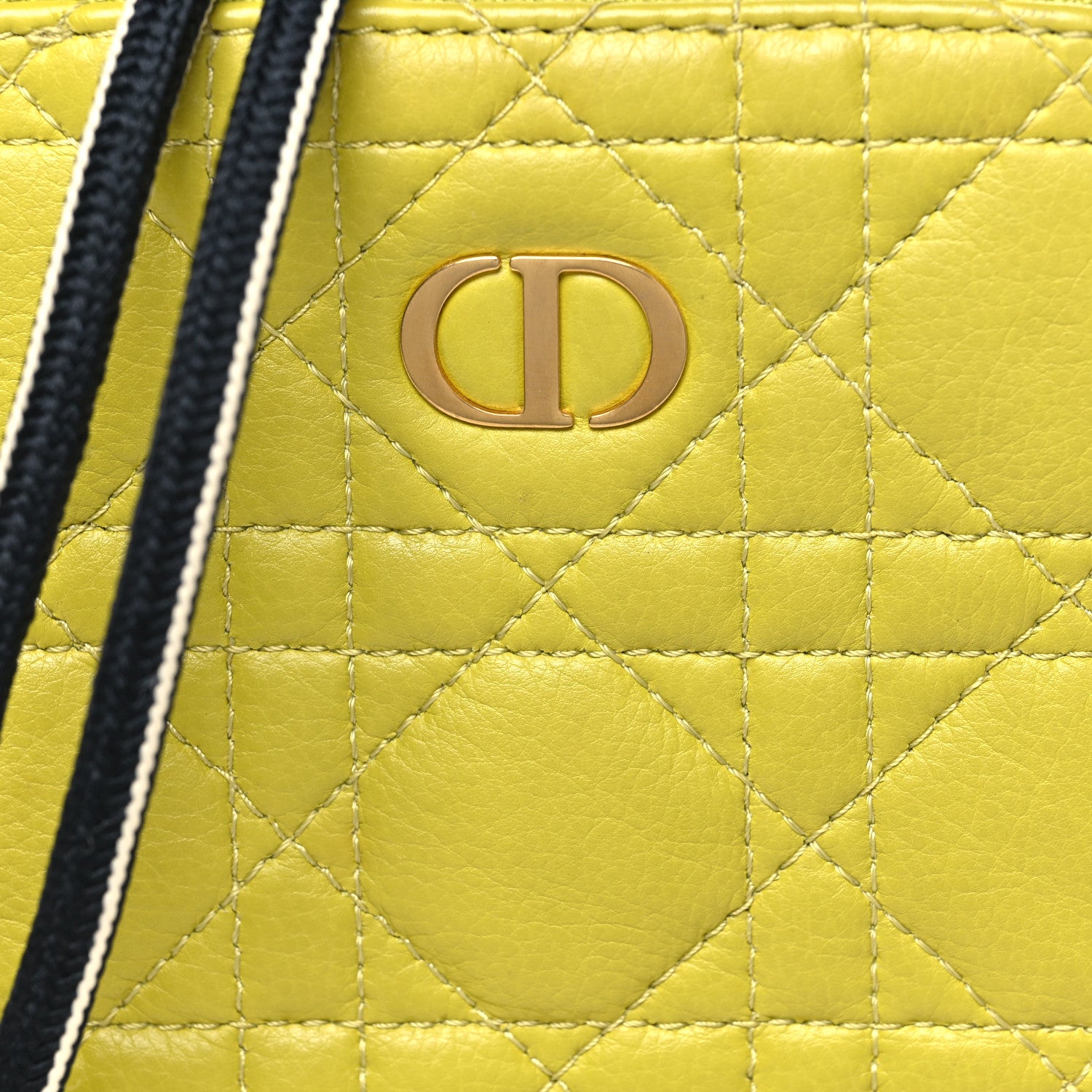 Christian Dior Supple Calfskin Cannage Caro Multifunctional Pouch Lime 7 of 9
