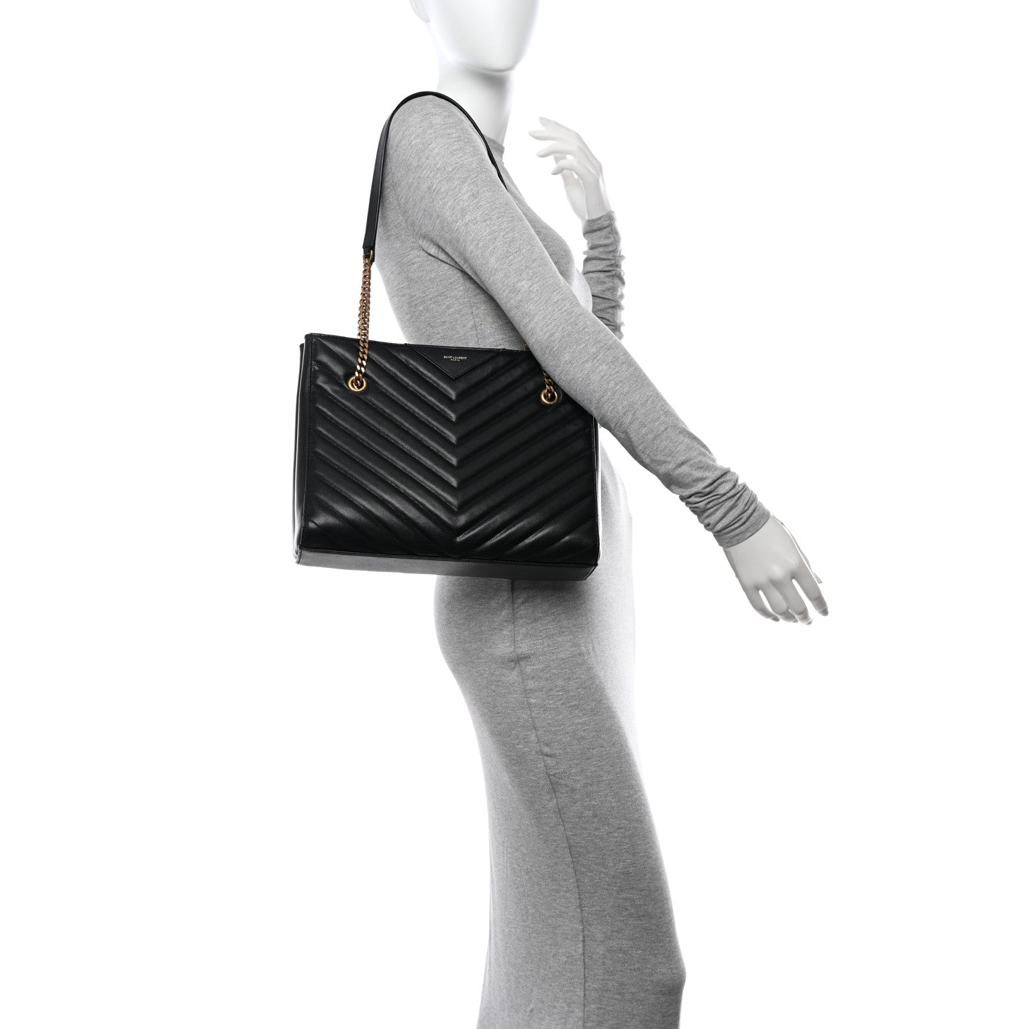 Saint Laurent Grain de Poudre Matelasse Chevron Medium Tribeca Shopping Bag Black 2 of 15